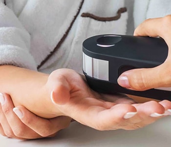 OligoScan noninvasive heavy metal and mineral tissue testing